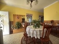 Eladó családi ház Lesenceistvánd, 150m2