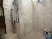 Lesenceistvánd Családi ház