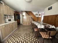 Lesenceistvánd Családi ház