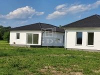 Gencsapáti Családi ház