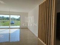 Gencsapáti Családi ház