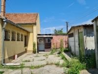 Pécel Üzlethelyiség