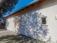 Csömör Üzlethelyiség