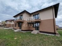 Eladó családi ház Pécel, 745m2