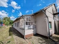 Eladó házrész Pécel, 52m2