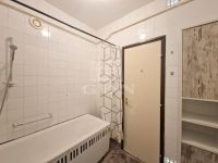 Zalaegerszeg Lakás (csúsztatott zsalu)