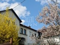 Eladó ikerház Budapest III. kerület, 153m2