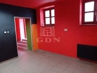 Kaposvár Üzlethelyiség