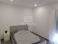 Komárom Lakás (téglaépítésű)