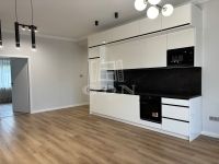 Komárom Lakás (téglaépítésű)