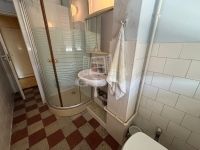 Komárom Lakás (panel)