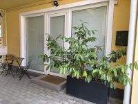 Eladó üzlethelyiség Komárom, 58m2