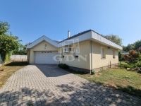 Miete einfamilienhaus Székesfehérvár, 200m2