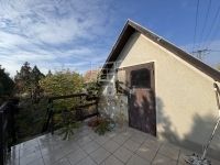 Szabadbattyán Családi ház