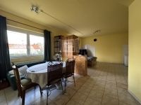 Polgárdi Üzlethelyiség