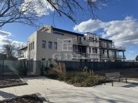 Eladó üzlethelyiség Gárdony, 38m2