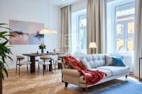 Eladó lakás (téglaépítésű) Budapest V. kerület, 102m2