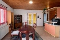 Kiadó lakás (téglaépítésű) Budapest XV. kerület, 69m2