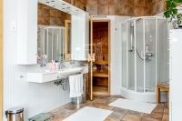 Üröm Családi ház