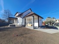 Eladó lakás (téglaépítésű) Balatonakarattya, 130m2