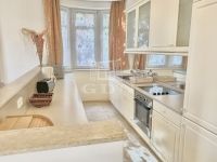 Kiadó lakás (téglaépítésű) Budapest XII. kerület, 135m2