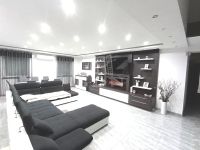 Eladó családi ház Érd, 205m2