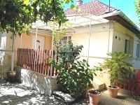 Eladó családi ház Érd, 200m2