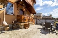 Eladó családi ház Pécel, 106m2