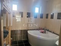 Farmos Családi ház