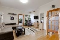 Eladó családi ház Kartal, 215m2