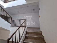 Hatvan Lakás (téglaépítésű)