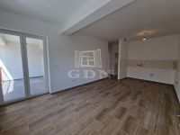 Hatvan Lakás (téglaépítésű)