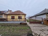 Eladó családi ház Tura, 69m2