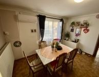 Kiskunlacháza Családi ház