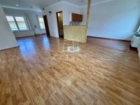 Maglód Üzlethelyiség