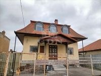Eladó családi ház Budapest XX. kerület, 309m2