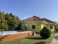 For sale family house Bugyi, 171m2