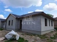 Eladó sorház Kiskunlacháza, 67m2