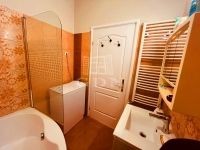 Tököl Lakás (téglaépítésű)