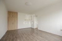 Tököl Lakás (téglaépítésű)