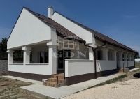 Kiadó családi ház Tököl, 100m2