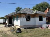 For sale family house Atkár, 93m2