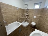 Tápióság Családi ház