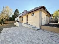 Pécel Családi ház