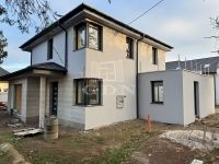 Eladó családi ház Budapest XVI. kerület, 205m2