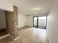 Eladó lakás (téglaépítésű) Vác, 62m2