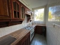 Eladó lakás (panel) Vác, 77m2