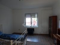 Budapest XVI. kerület Üzlethelyiség