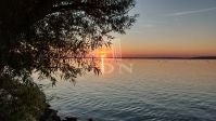 Balatonkeresztúr Telek