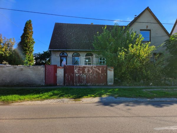 For sale Mezőcsát Family House